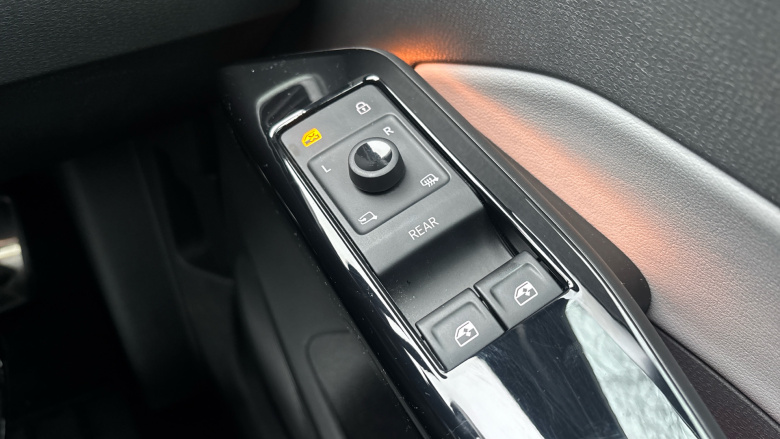 Volkswagen ID.3 150kW Family Pro Performance 58kWh 5dr Auto Electric Hatchback